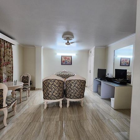 Hotel Mayur Deluxe ميروت المظهر الخارجي الصورة