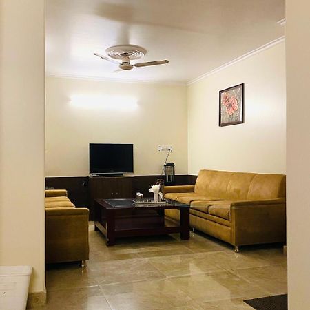 Hotel Mayur Deluxe ميروت المظهر الخارجي الصورة