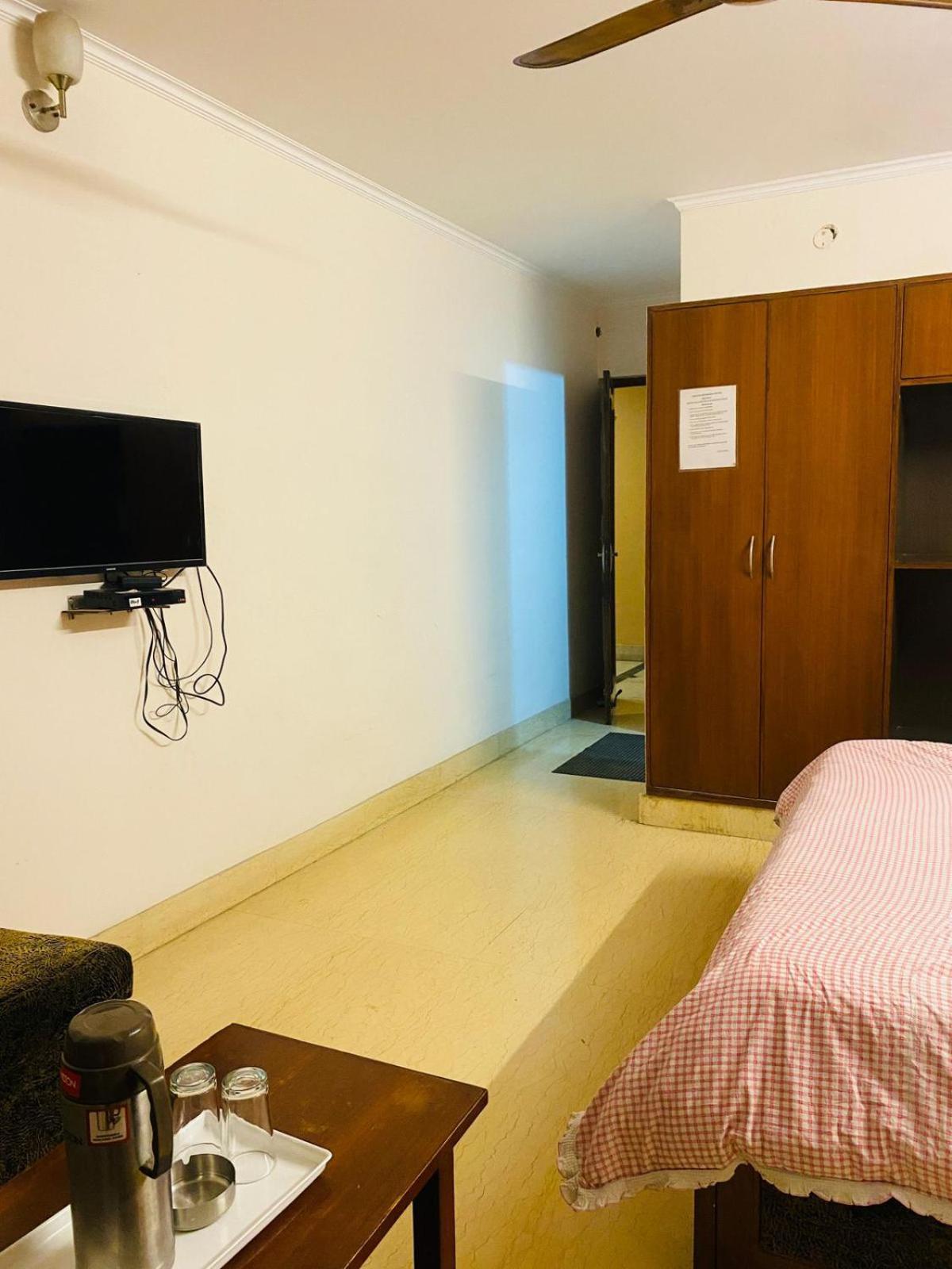 Hotel Mayur Deluxe ميروت المظهر الخارجي الصورة